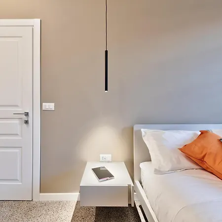 Casa Borbote' By To Art トリノ